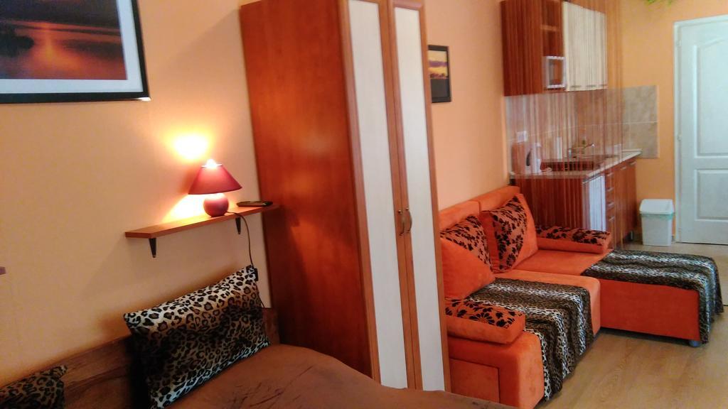 Castello Vendeg Es Apartmanhaz Eğri Dış mekan fotoğraf