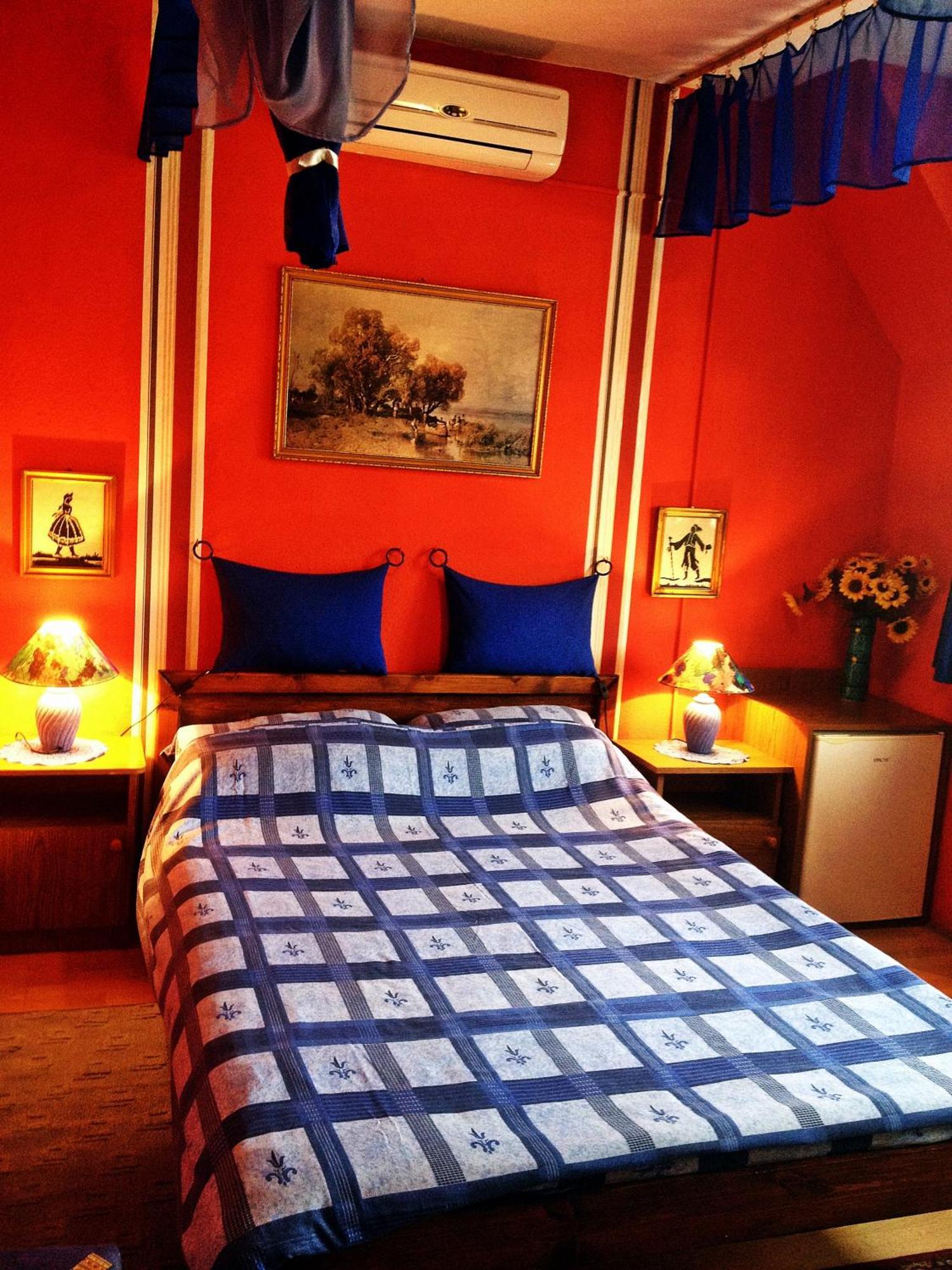 Castello Vendeg Es Apartmanhaz Eğri Dış mekan fotoğraf